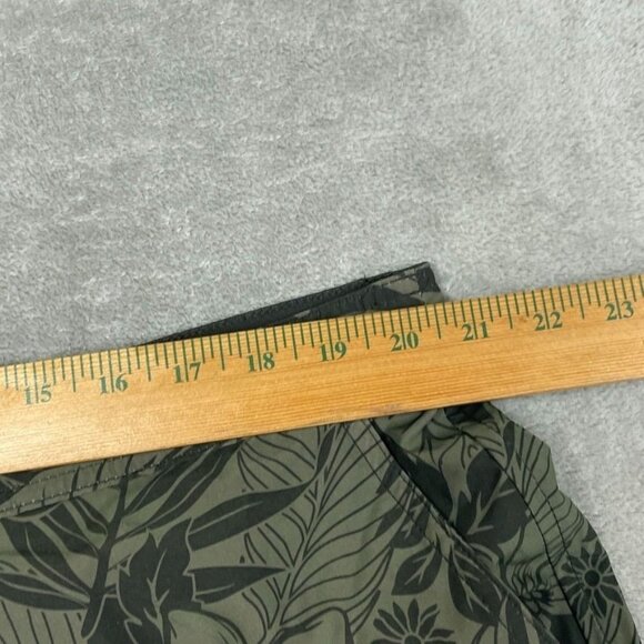 Kirkland Signature Mens Swim Shorts Floral Print Green Size XXL a0250 - Picture 2 of 6